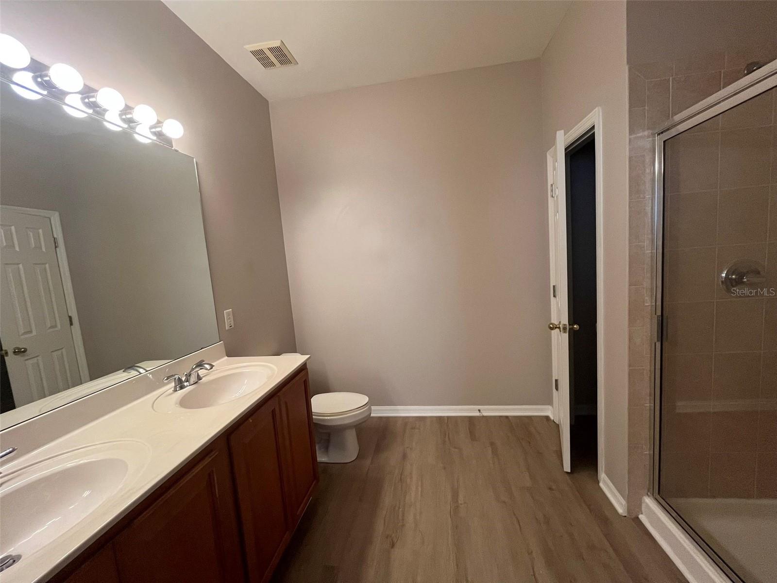 Image 9 of 15 For 13282 Pembroke Circle N