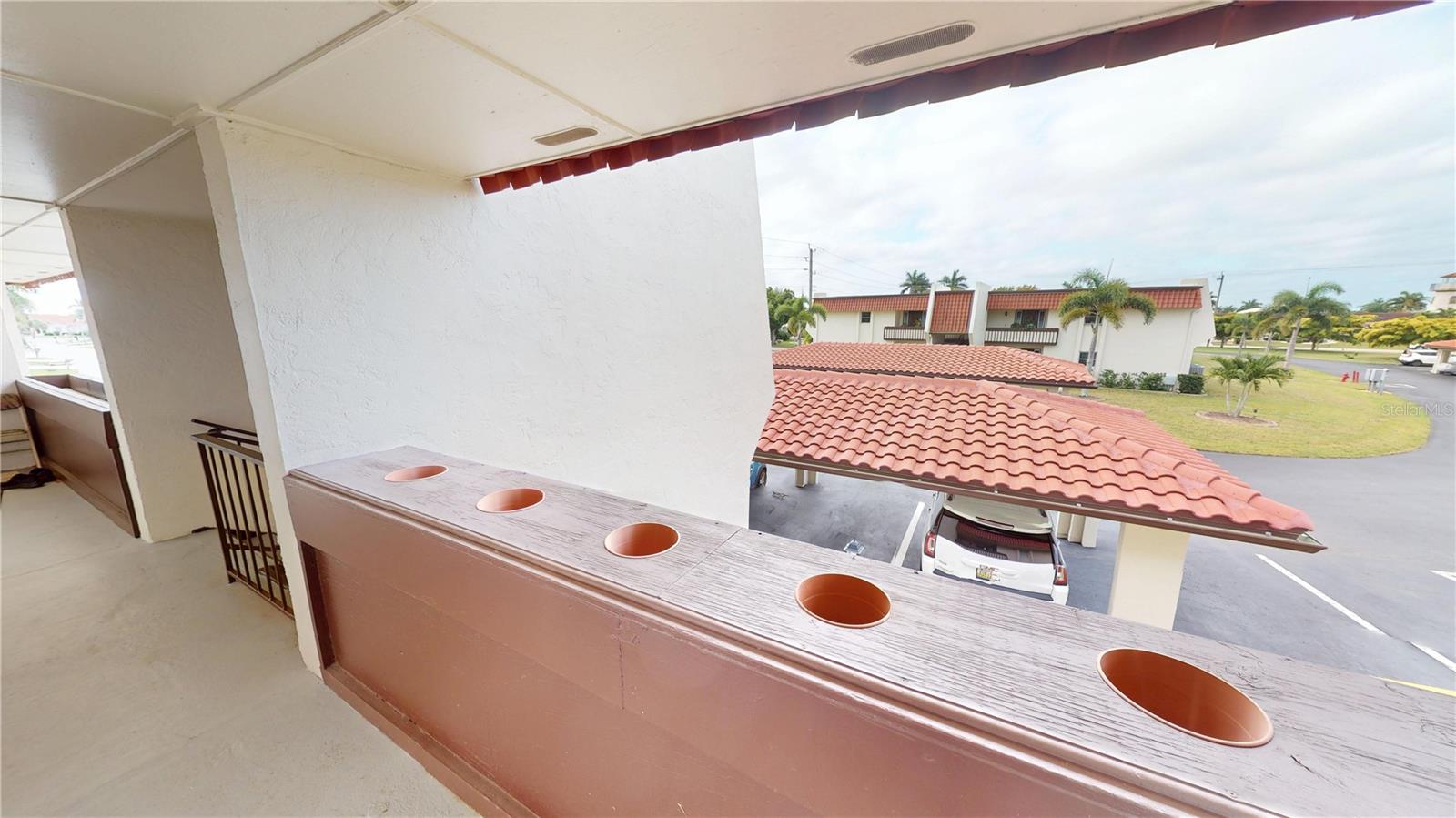 Image 3 of 26 For 311 Garvin Street 401c
