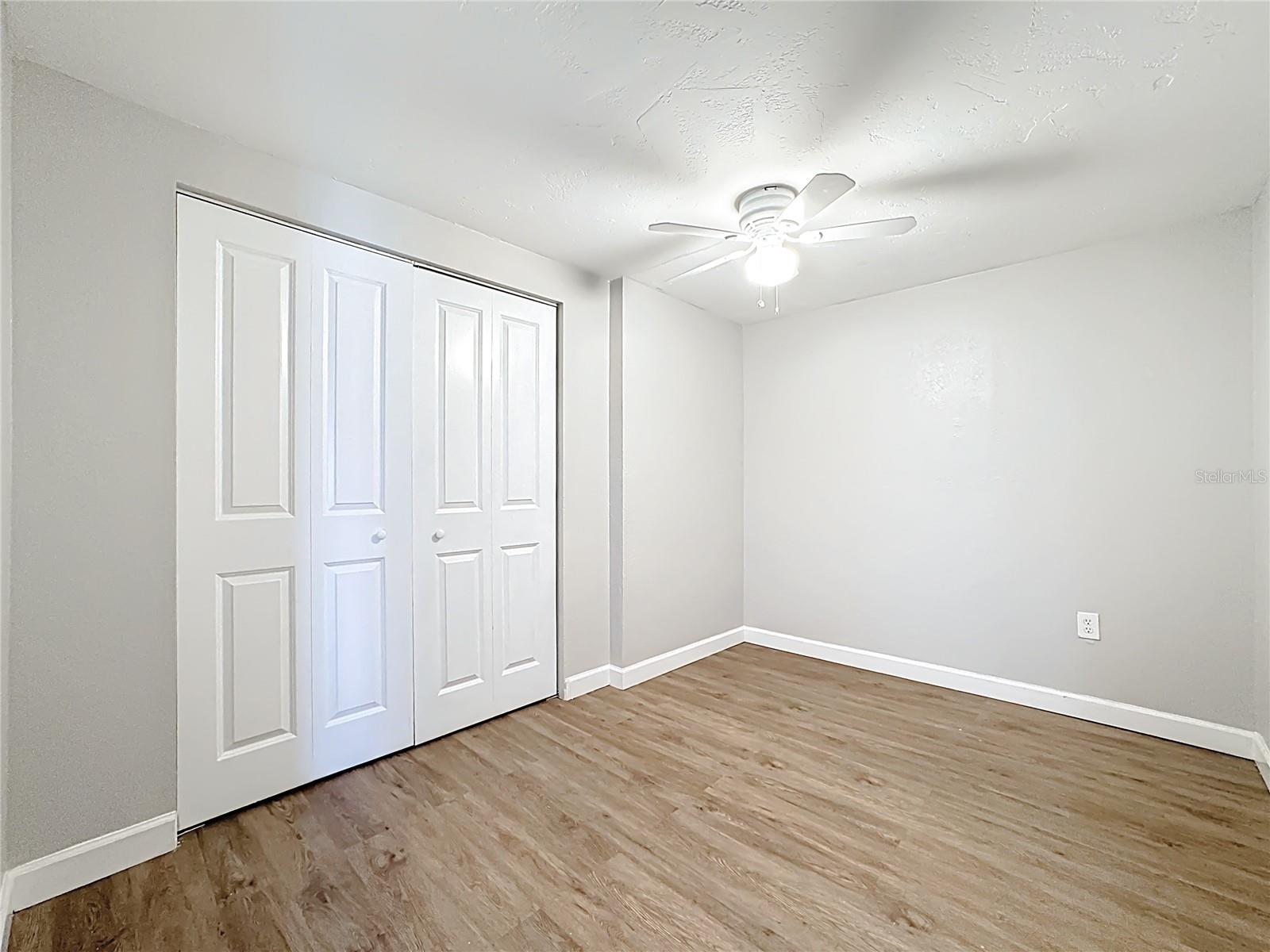 Image 30 of 49 For 2144 Oak Terrace