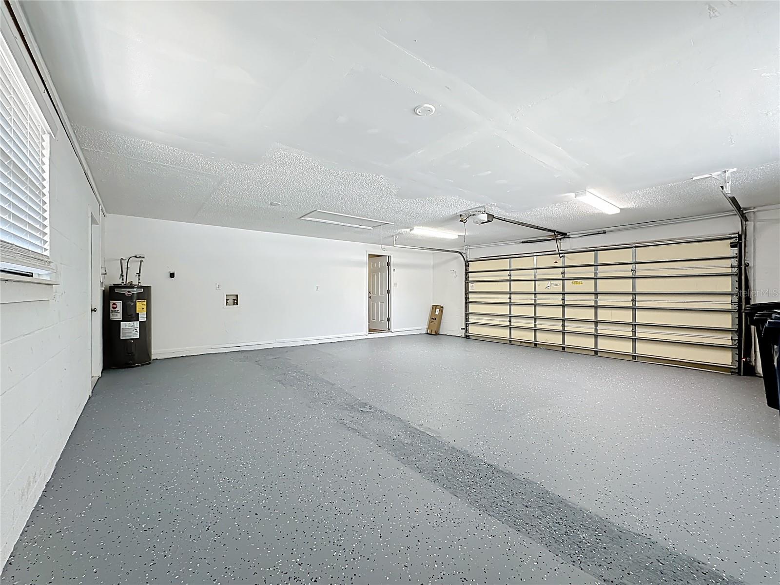 Image 40 of 49 For 2144 Oak Terrace