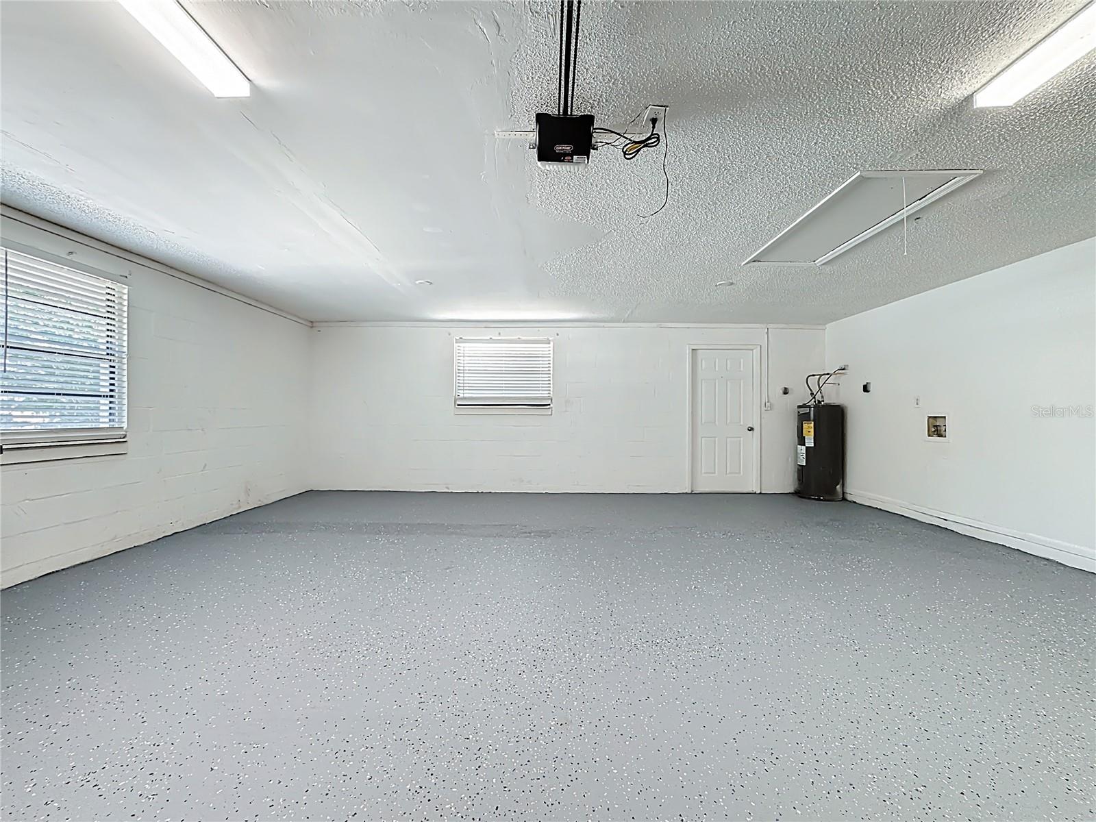 Image 41 of 49 For 2144 Oak Terrace