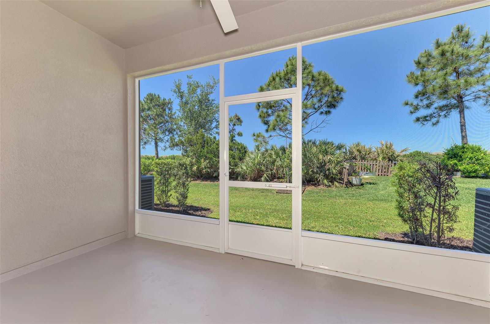 Image 8 of 26 For 4745 Vignette Way