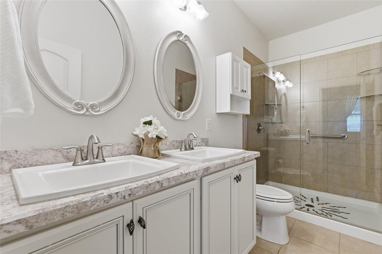 Image 23 of 52 For 8834 Tuscany Isles Drive