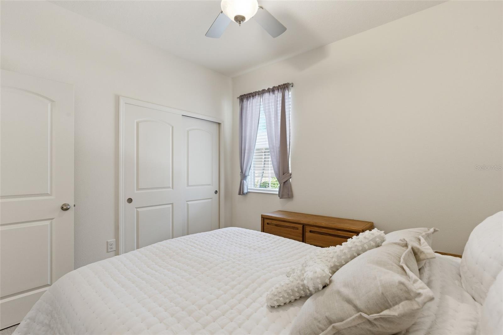 Image 26 of 52 For 8834 Tuscany Isles Drive