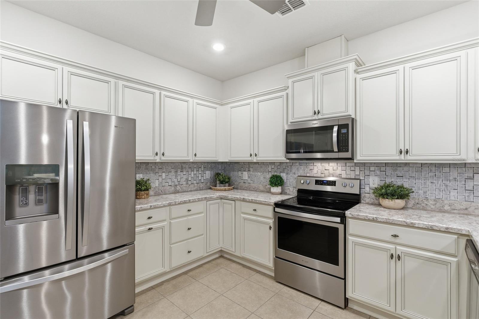 Image 7 of 52 For 8834 Tuscany Isles Drive