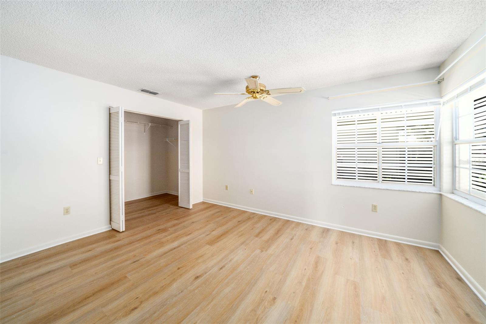 Image 25 of 46 For 3162 Village Drive