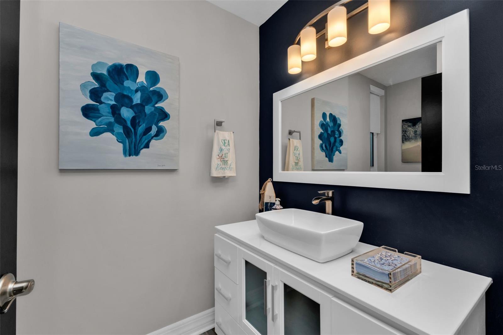 Image 10 of 87 For 276 Lewis Circle 112