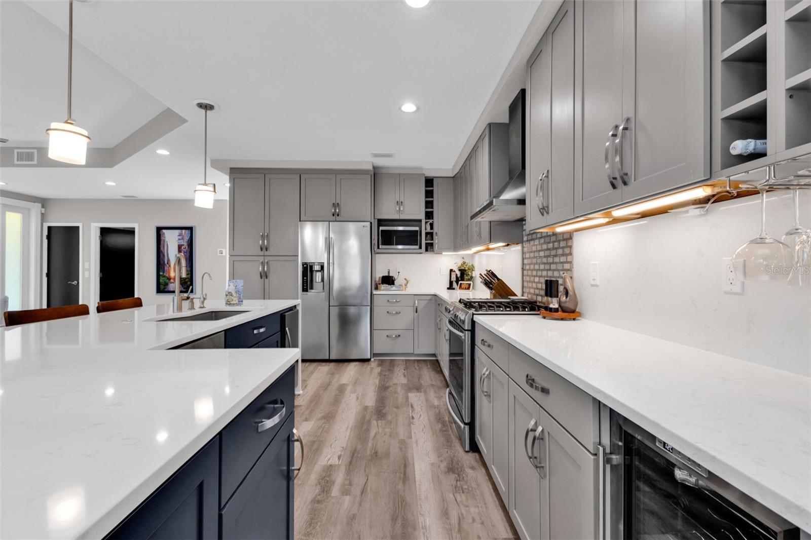 Image 16 of 87 For 276 Lewis Circle 112