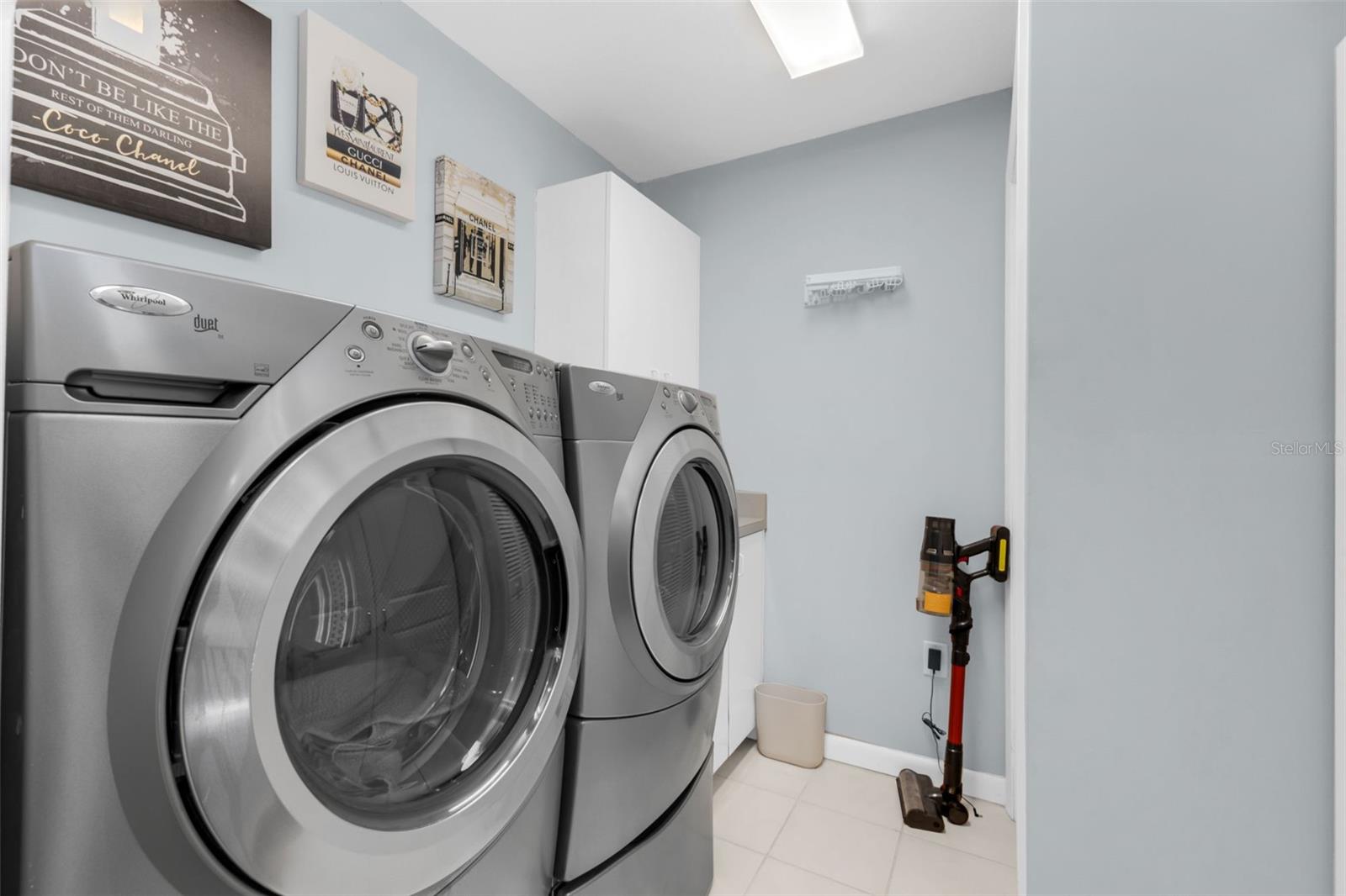 Image 27 of 87 For 276 Lewis Circle 112