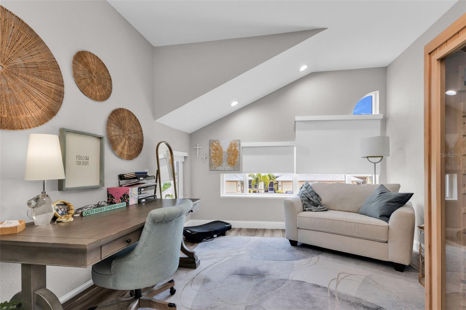 Image 32 of 87 For 276 Lewis Circle 112