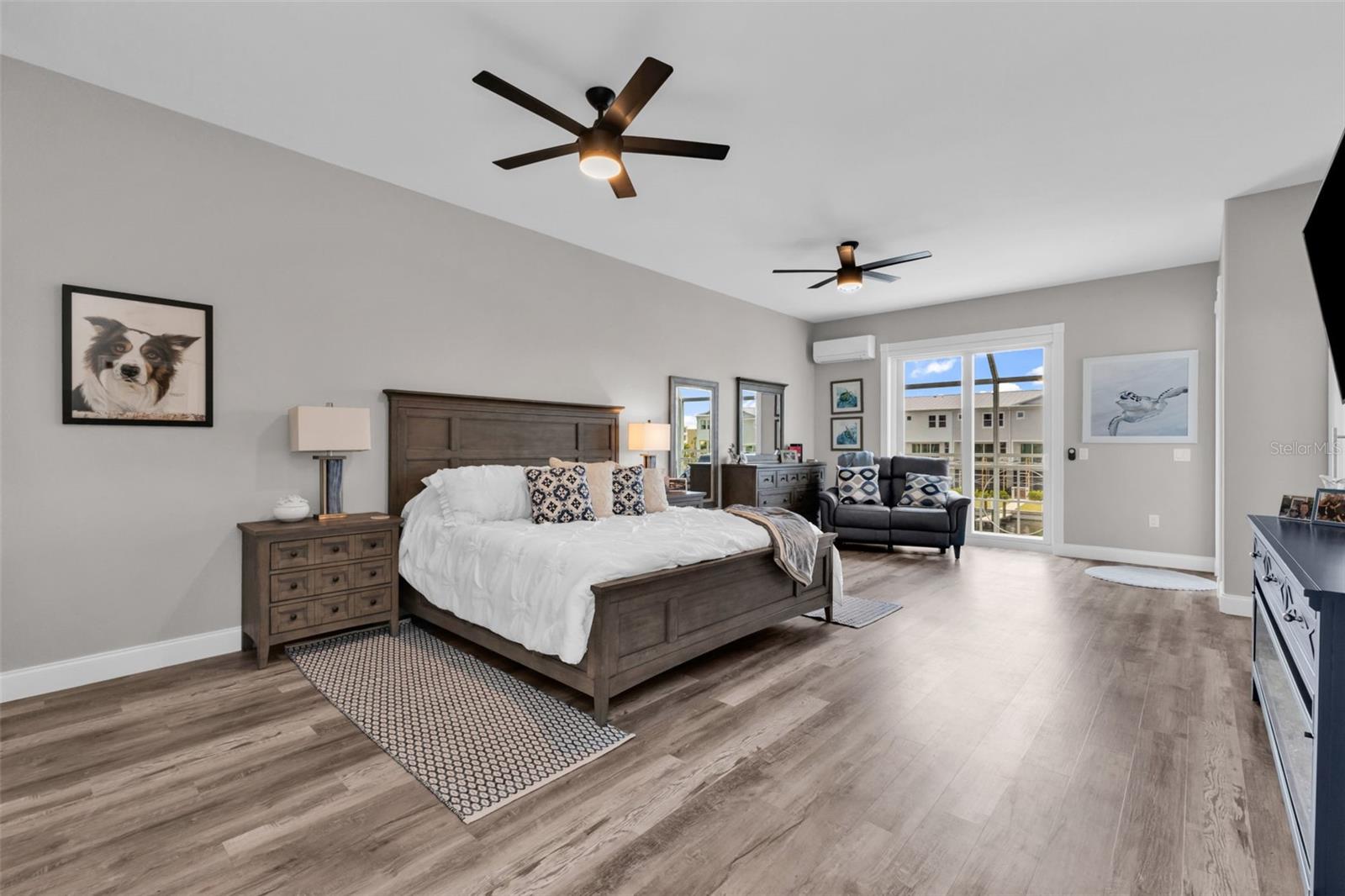 Image 34 of 87 For 276 Lewis Circle 112