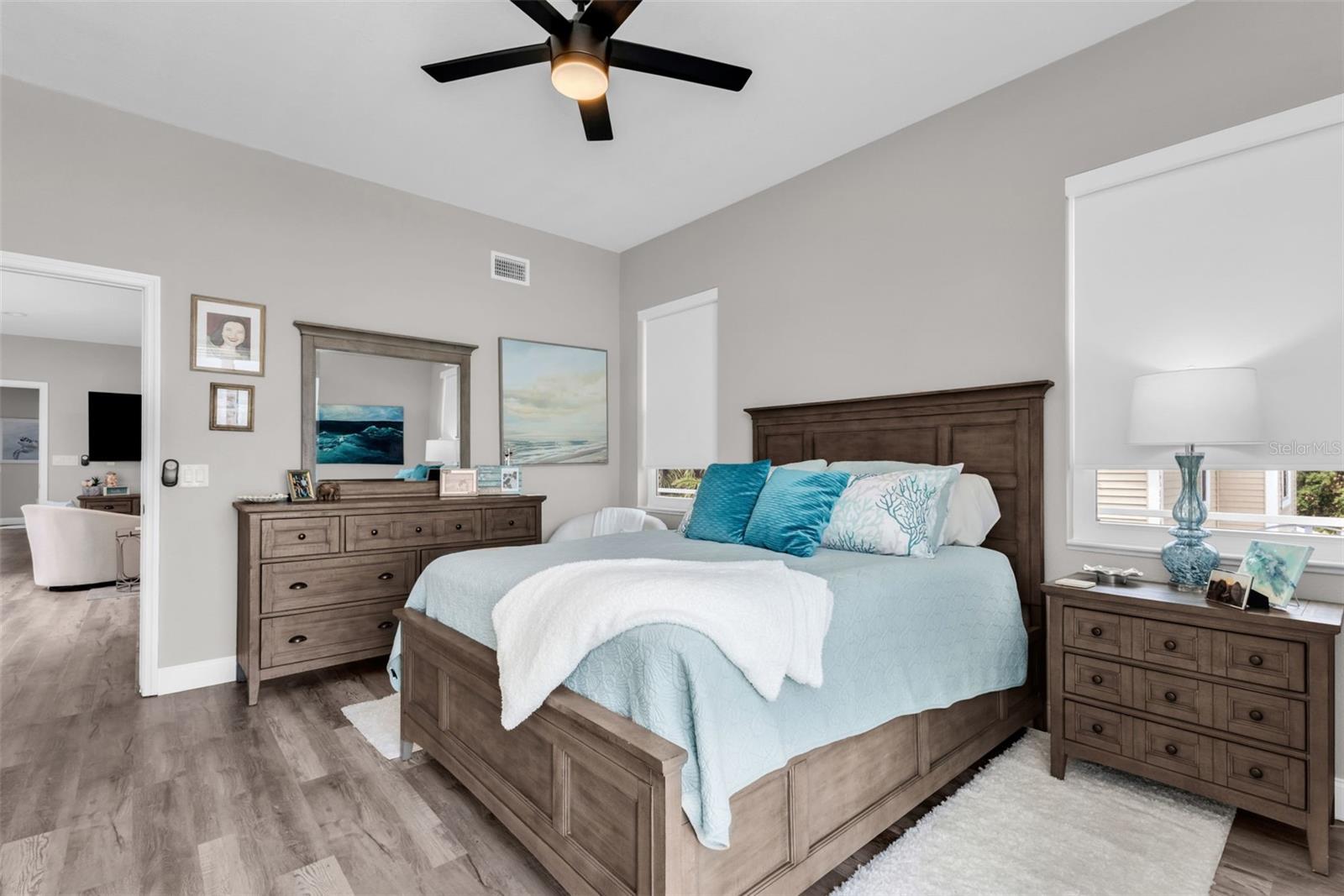 Image 45 of 87 For 276 Lewis Circle 112