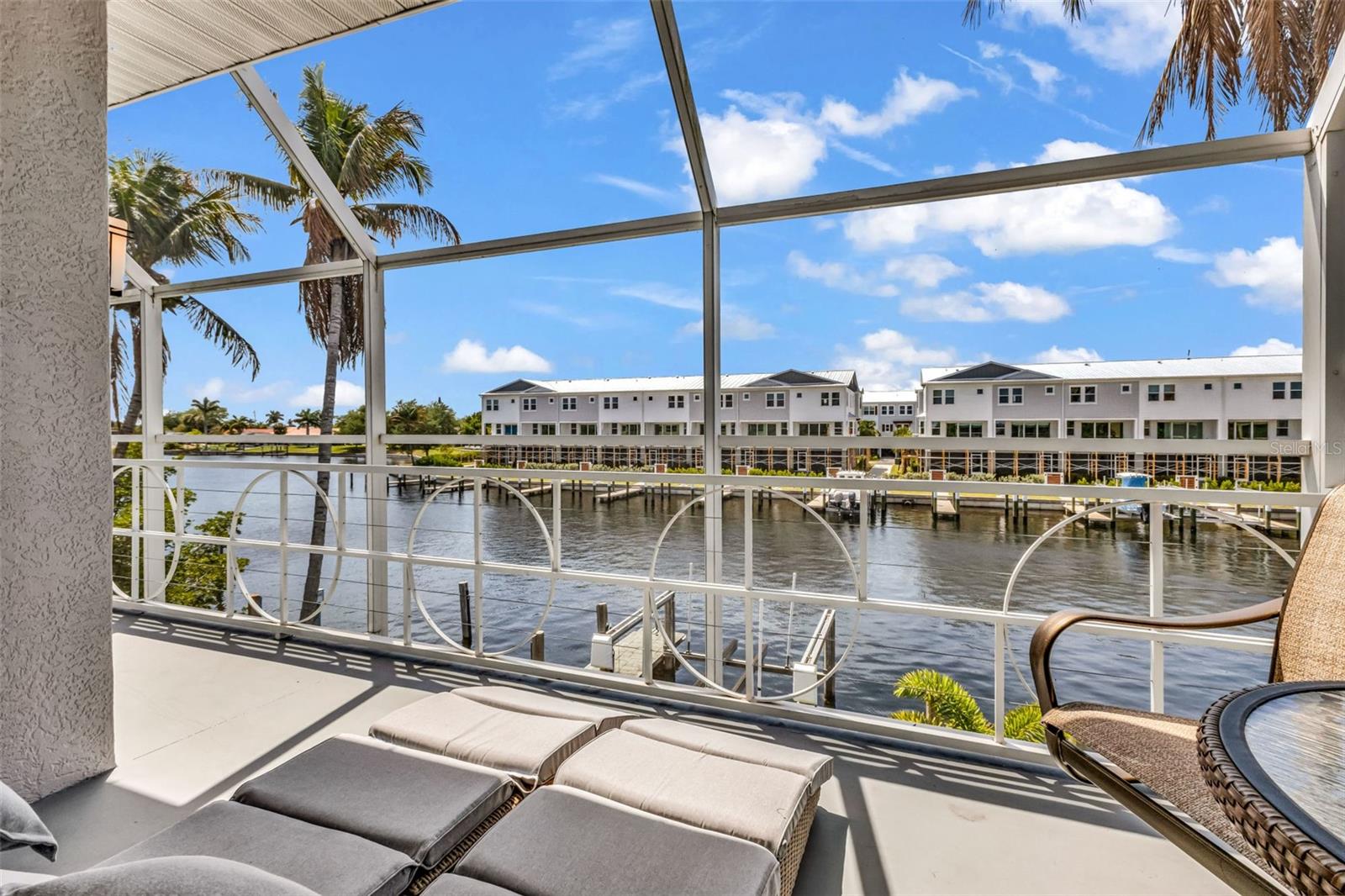 Image 51 of 87 For 276 Lewis Circle 112