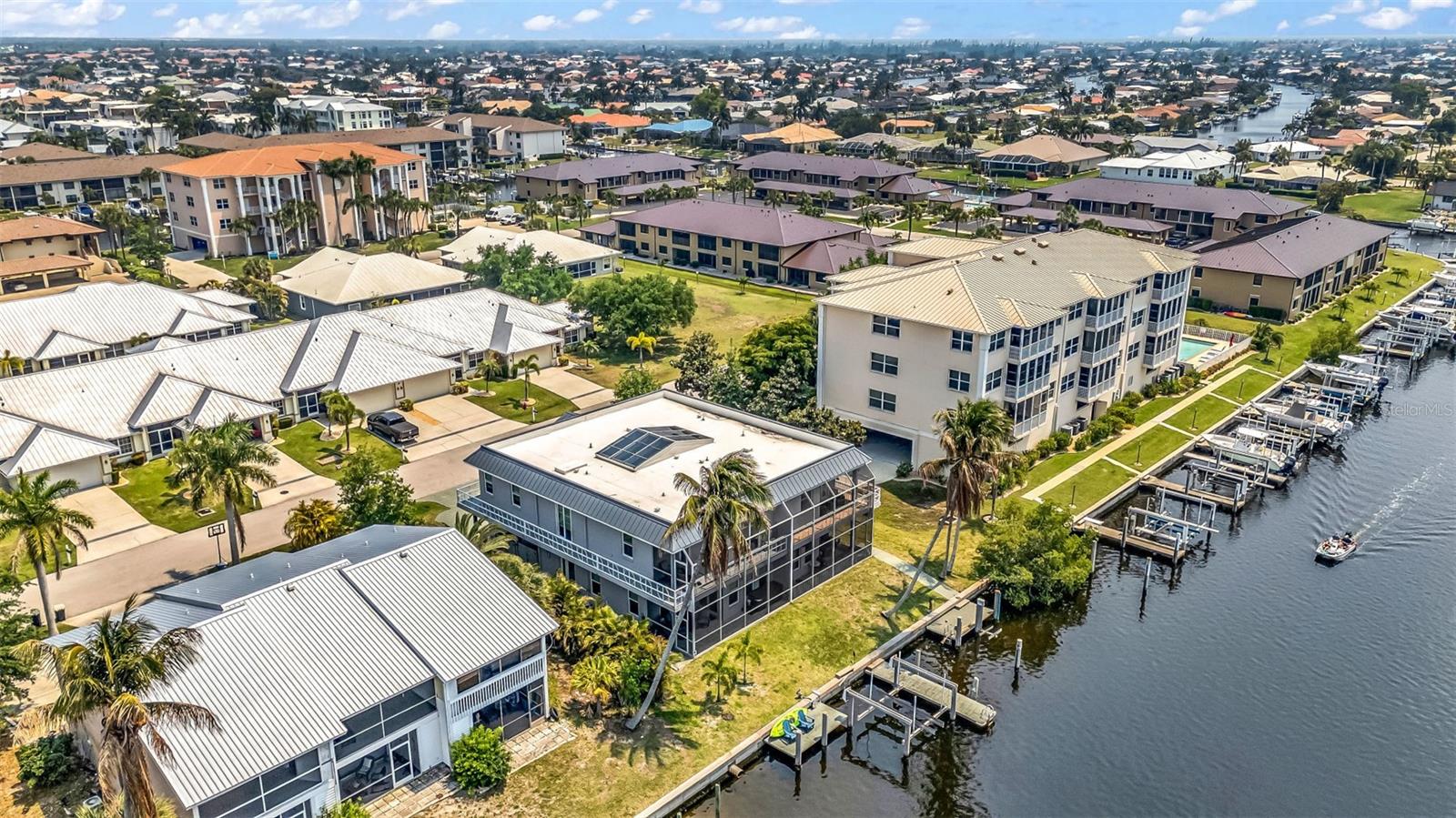 Image 72 of 87 For 276 Lewis Circle 112