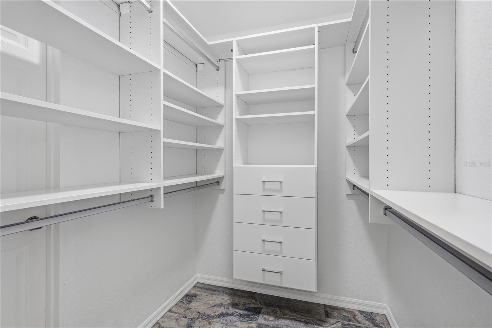 Image 21 of 54 For 3242 Village Lane