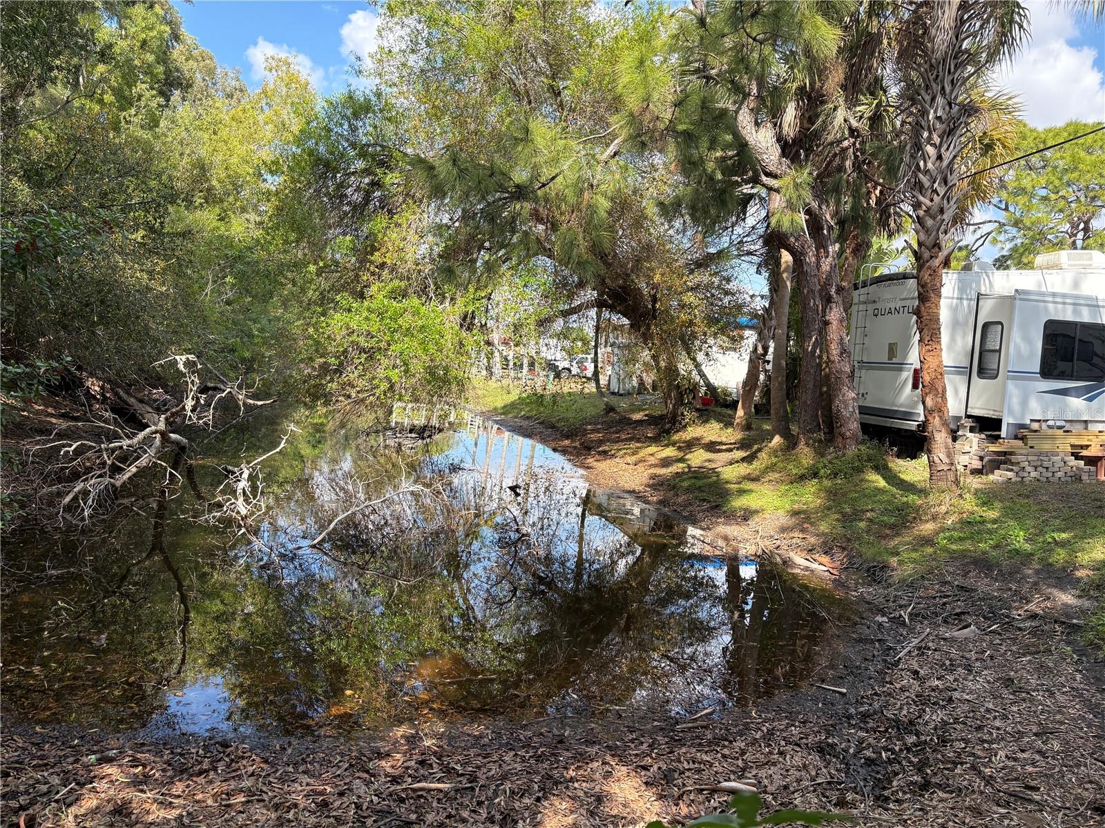 Image 18 of 61 For 11255 Tamiami Trail