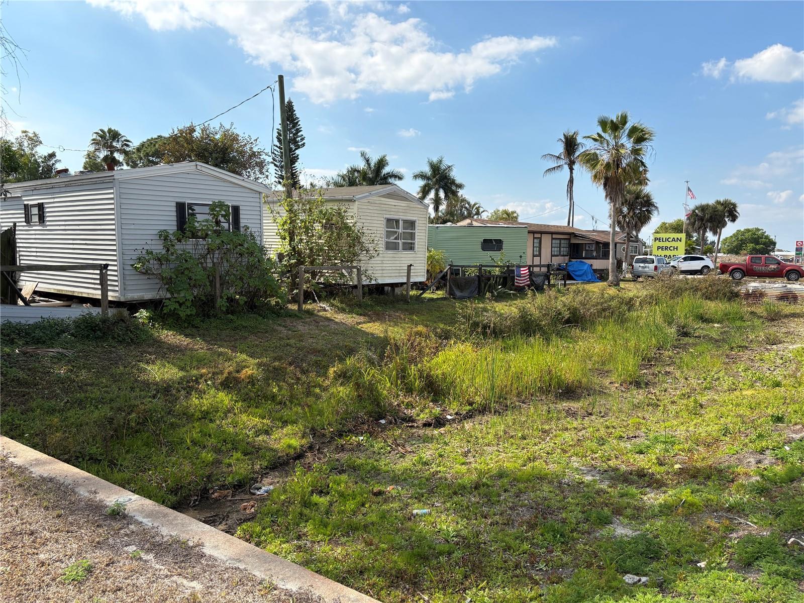 Image 30 of 61 For 11255 Tamiami Trail