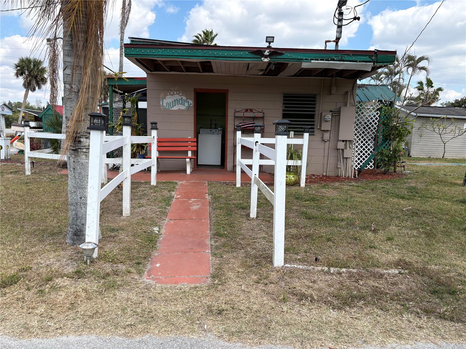 Image 31 of 61 For 11255 Tamiami Trail