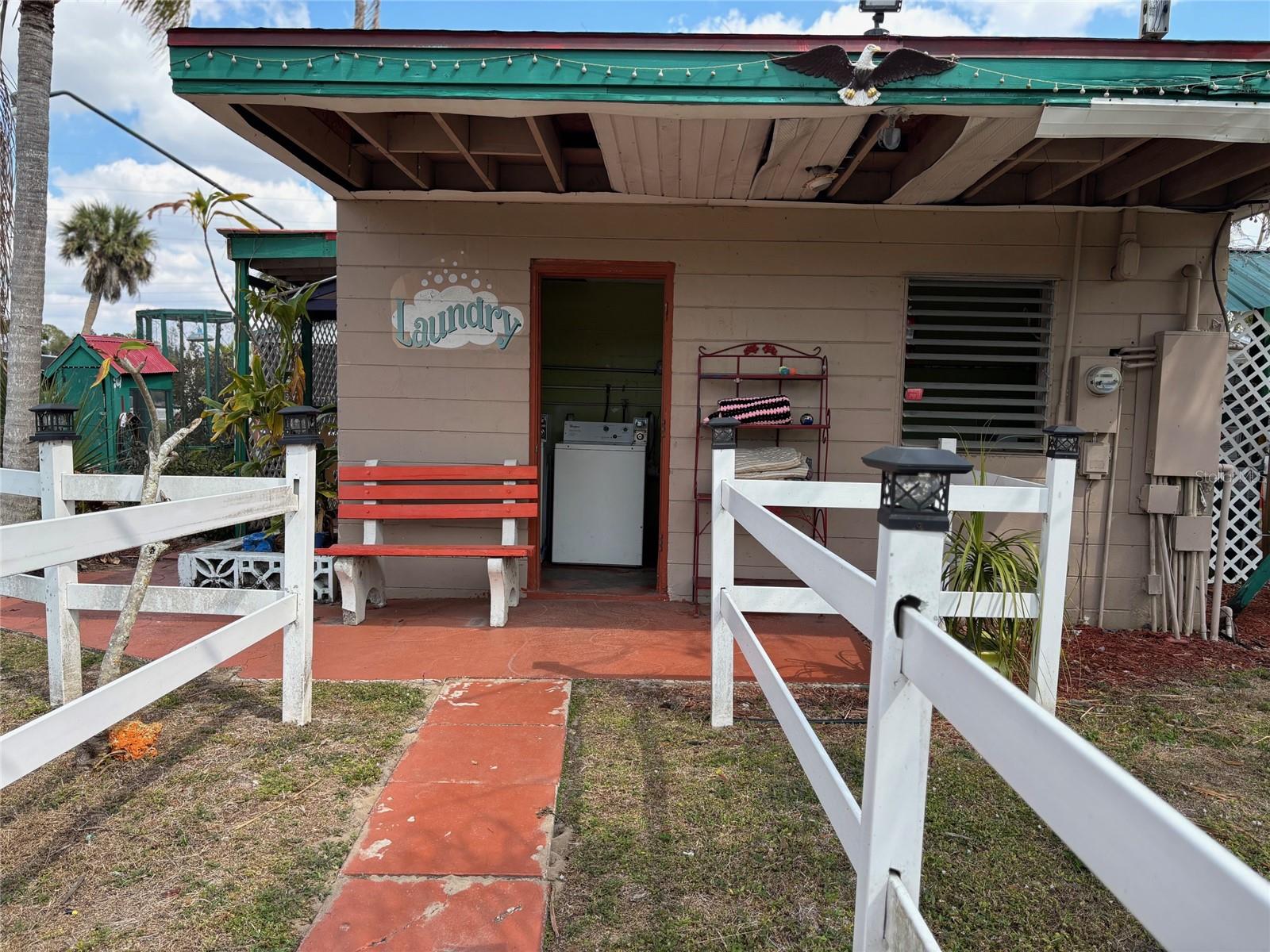 Image 36 of 61 For 11255 Tamiami Trail