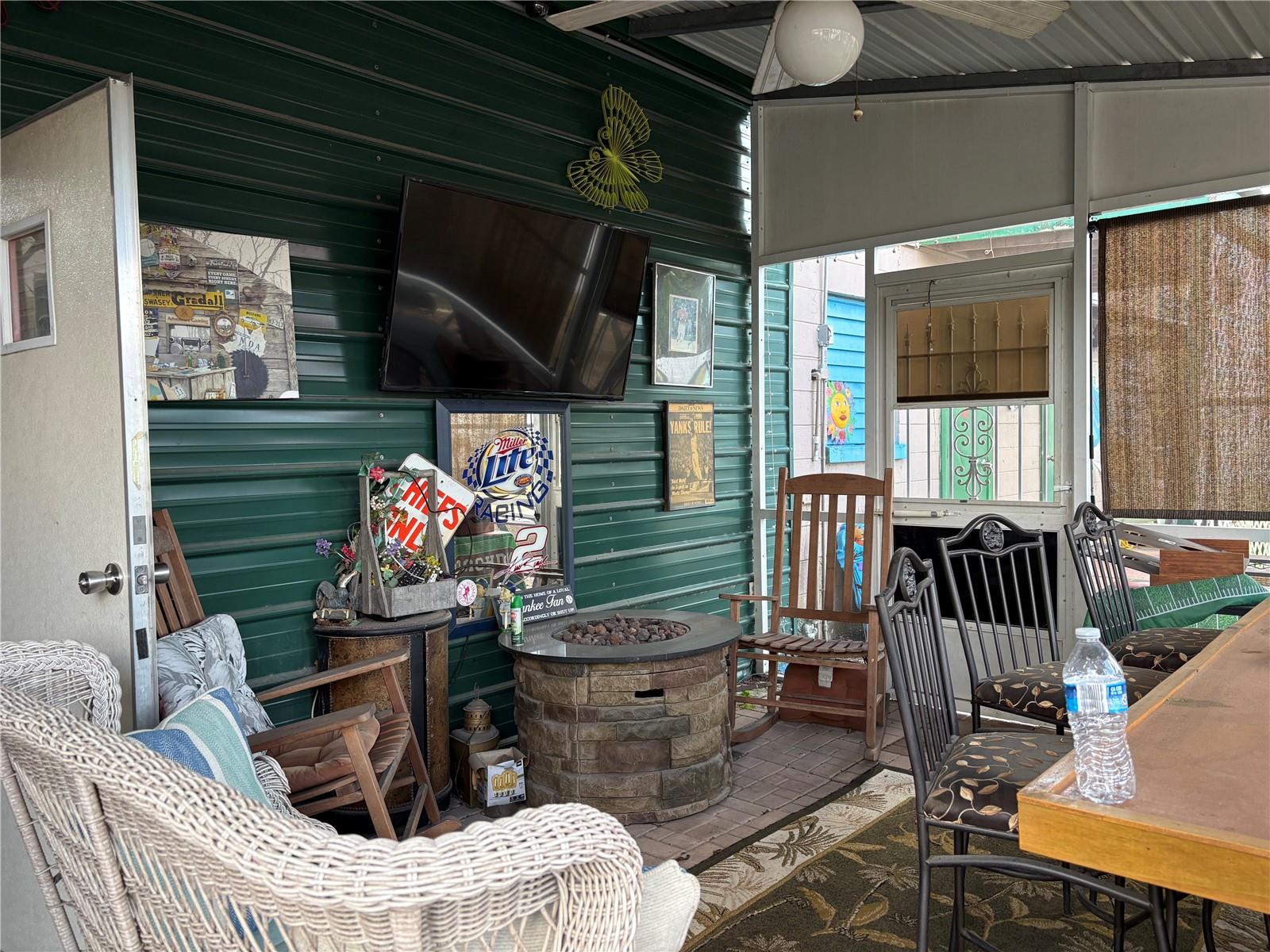 Image 46 of 61 For 11255 Tamiami Trail