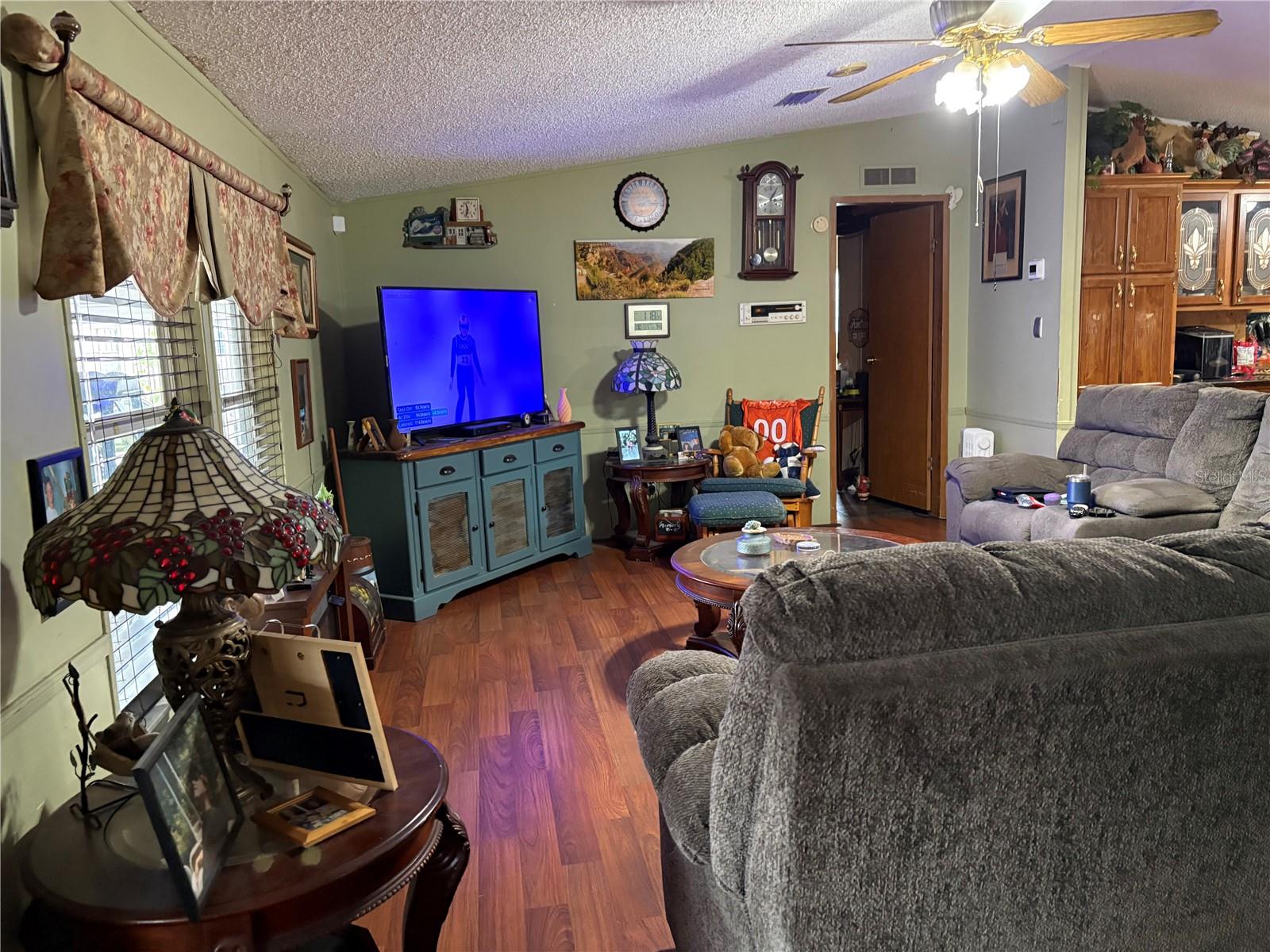 Image 50 of 61 For 11255 Tamiami Trail