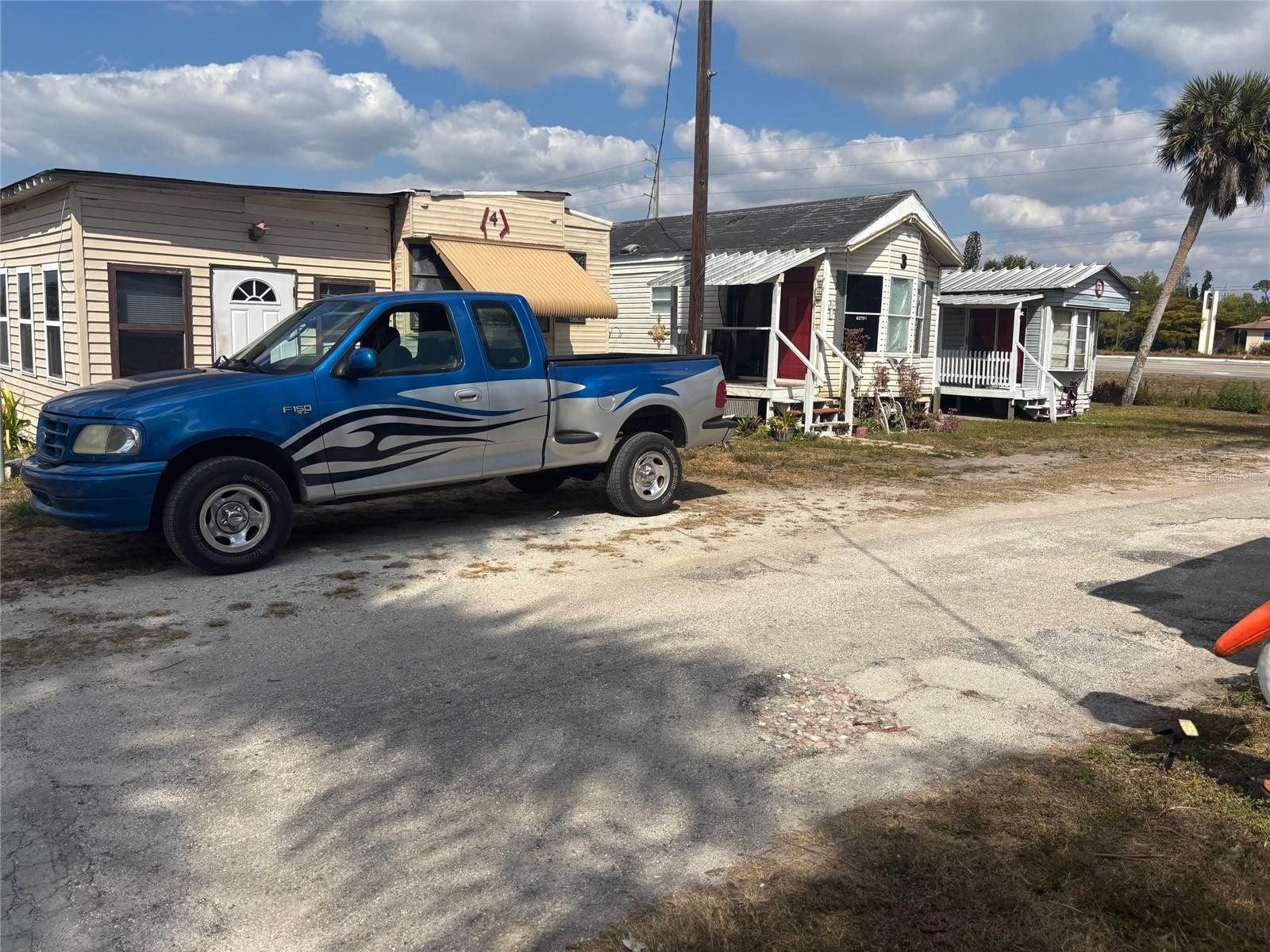 Image 6 of 61 For 11255 Tamiami Trail