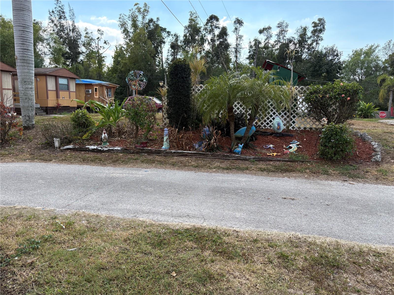 Image 7 of 61 For 11255 Tamiami Trail