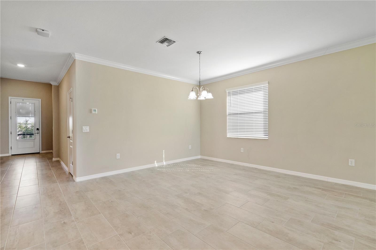 Image 13 of 38 For 17684 Corkwood Bend Trail