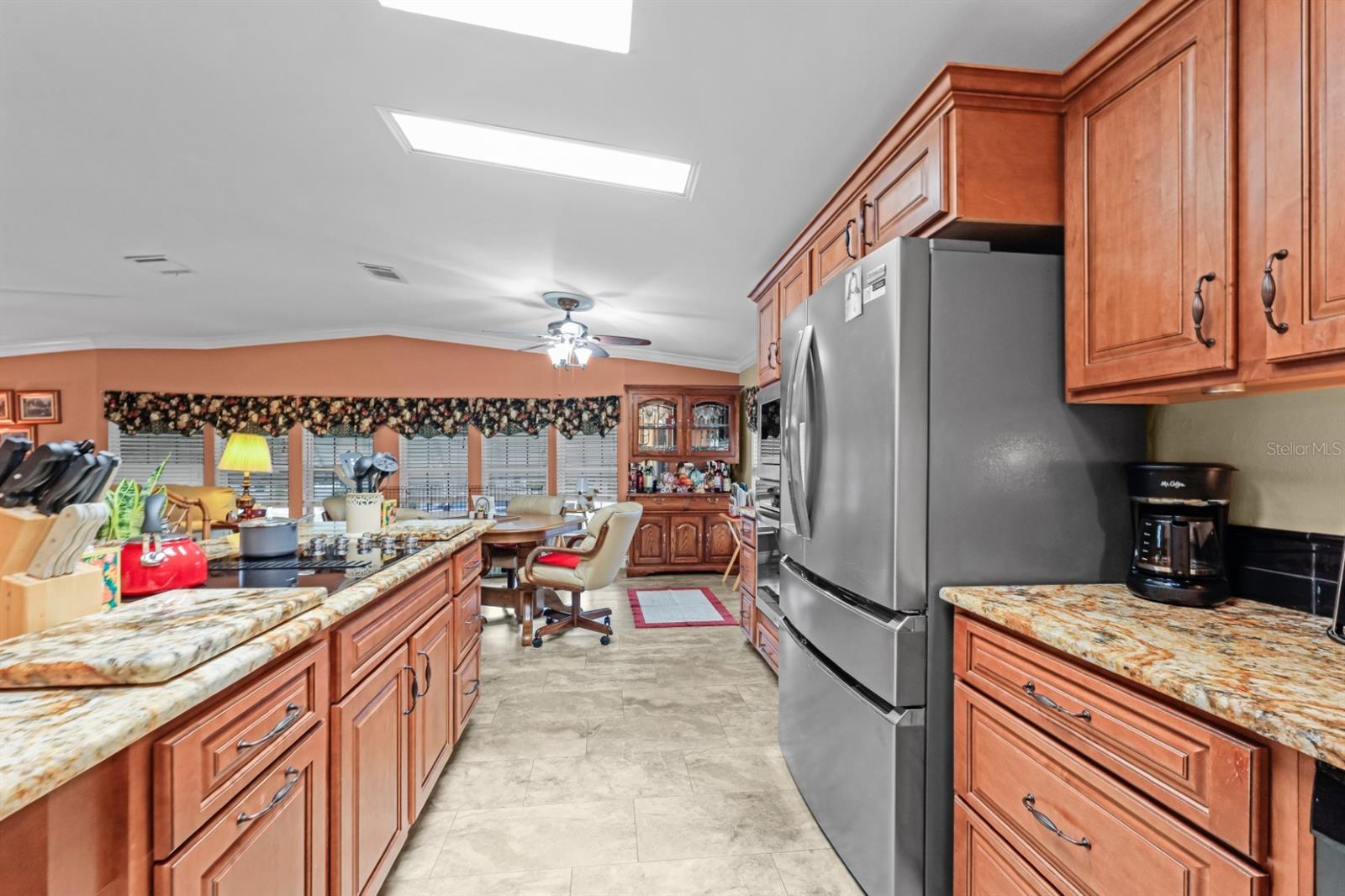 Image 11 of 81 For 2100 King Highway 353