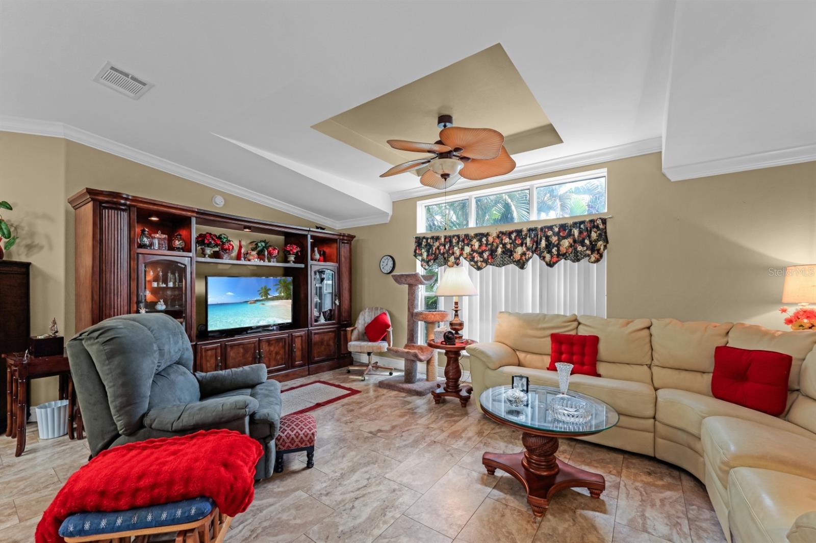 Image 15 of 81 For 2100 King Highway 353