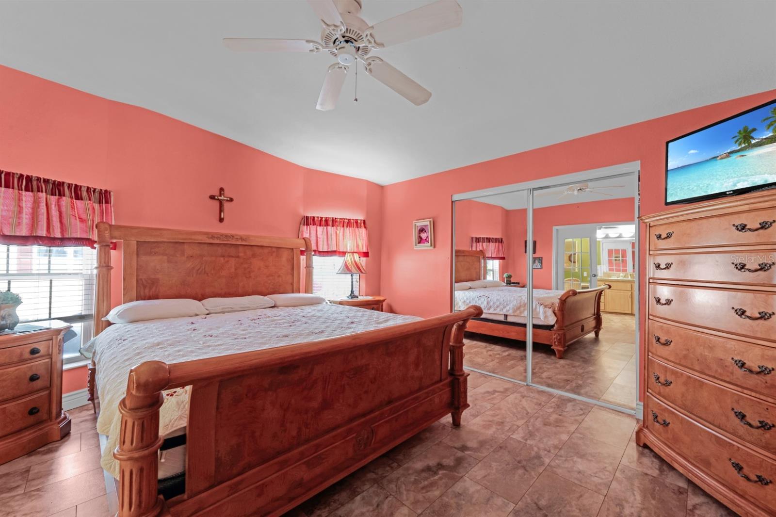 Image 17 of 81 For 2100 King Highway 353