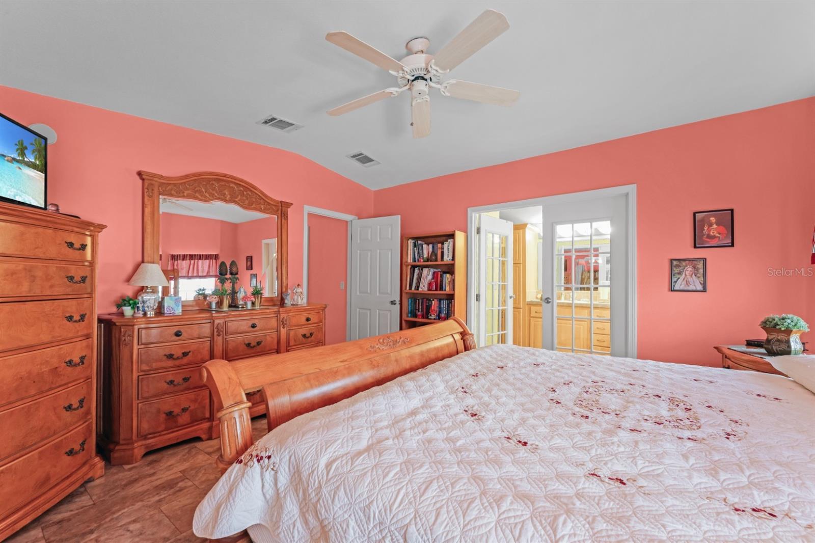 Image 18 of 81 For 2100 King Highway 353