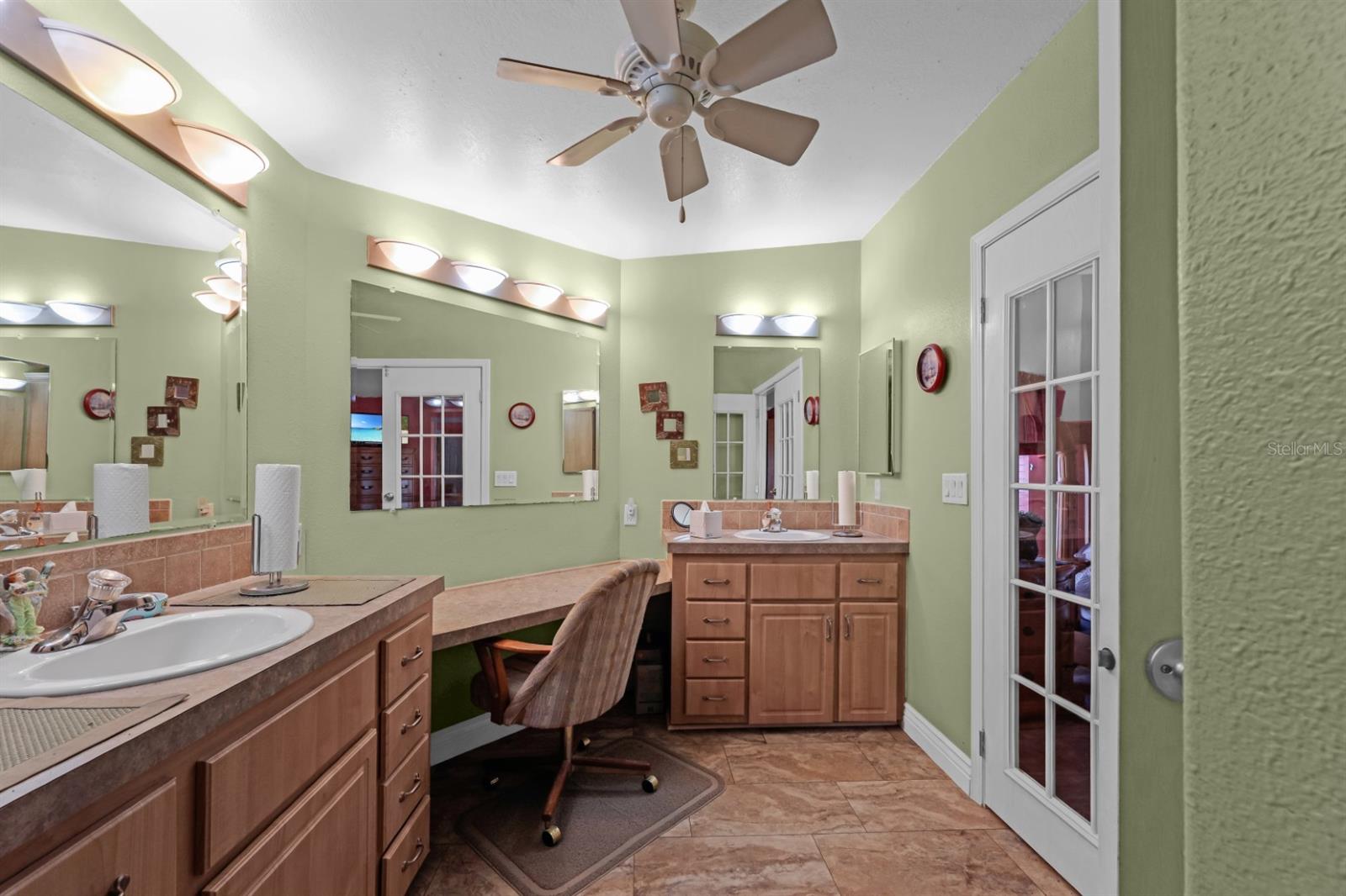 Image 19 of 81 For 2100 King Highway 353