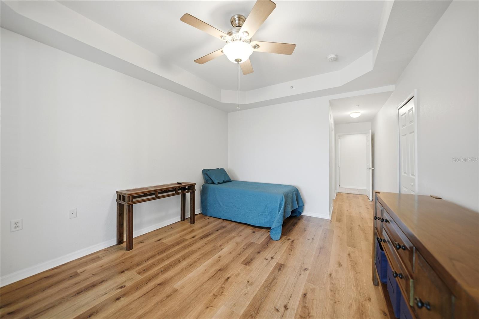 Image 19 of 49 For 255 End Drive 1302