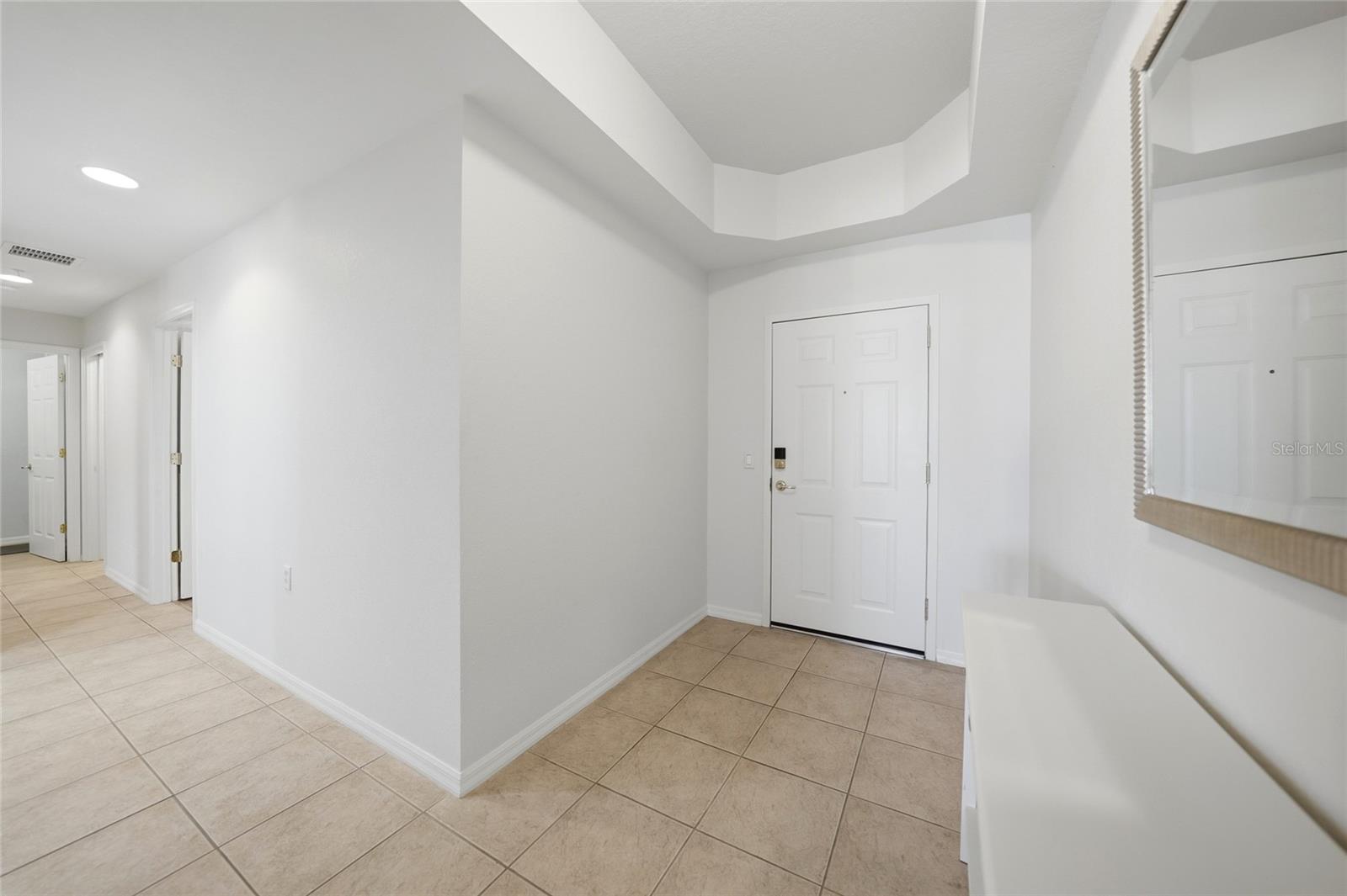 Image 6 of 49 For 255 End Drive 1302