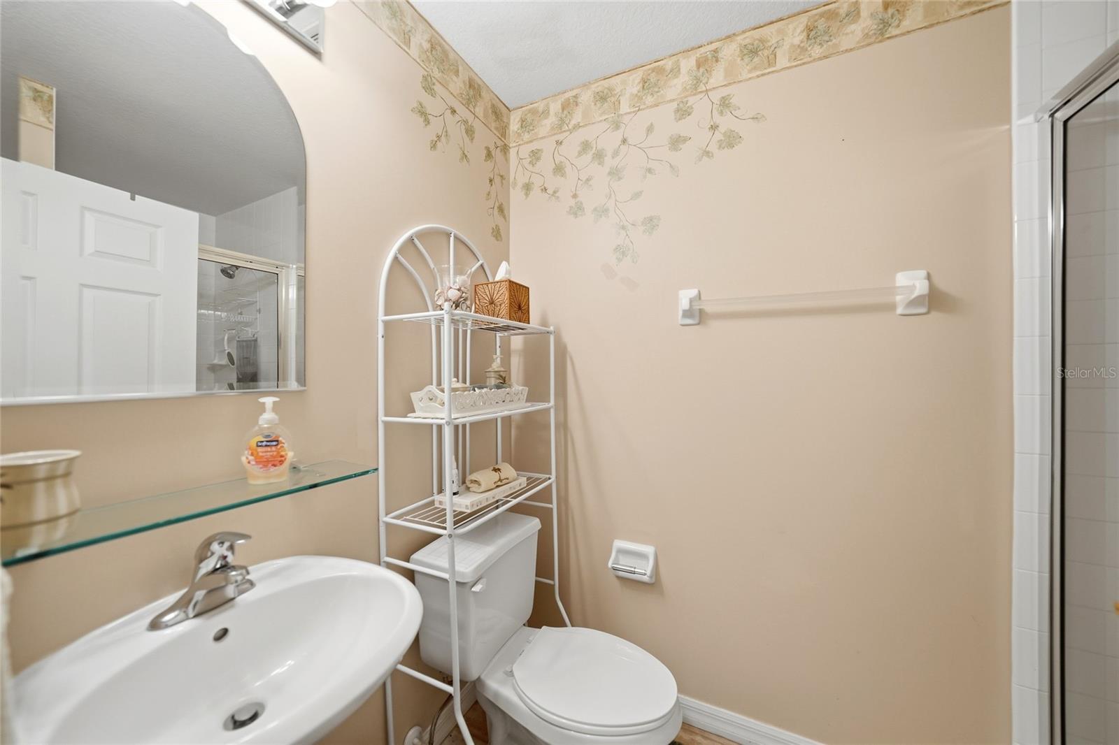 Image 26 of 53 For 255 End Drive 3306