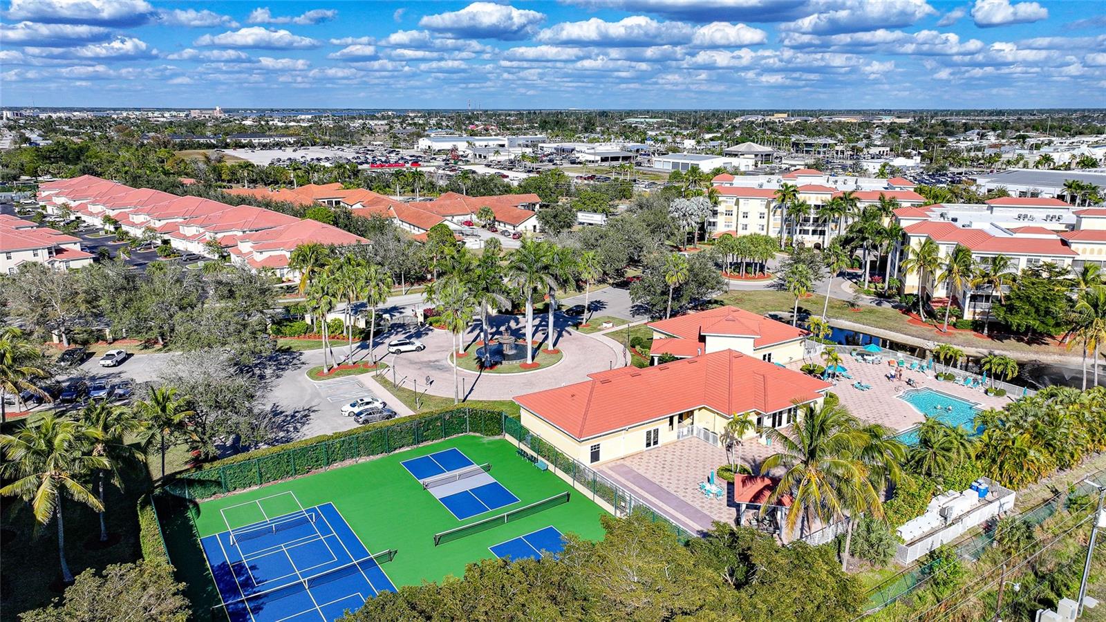 Image 52 of 53 For 255 End Drive 3306