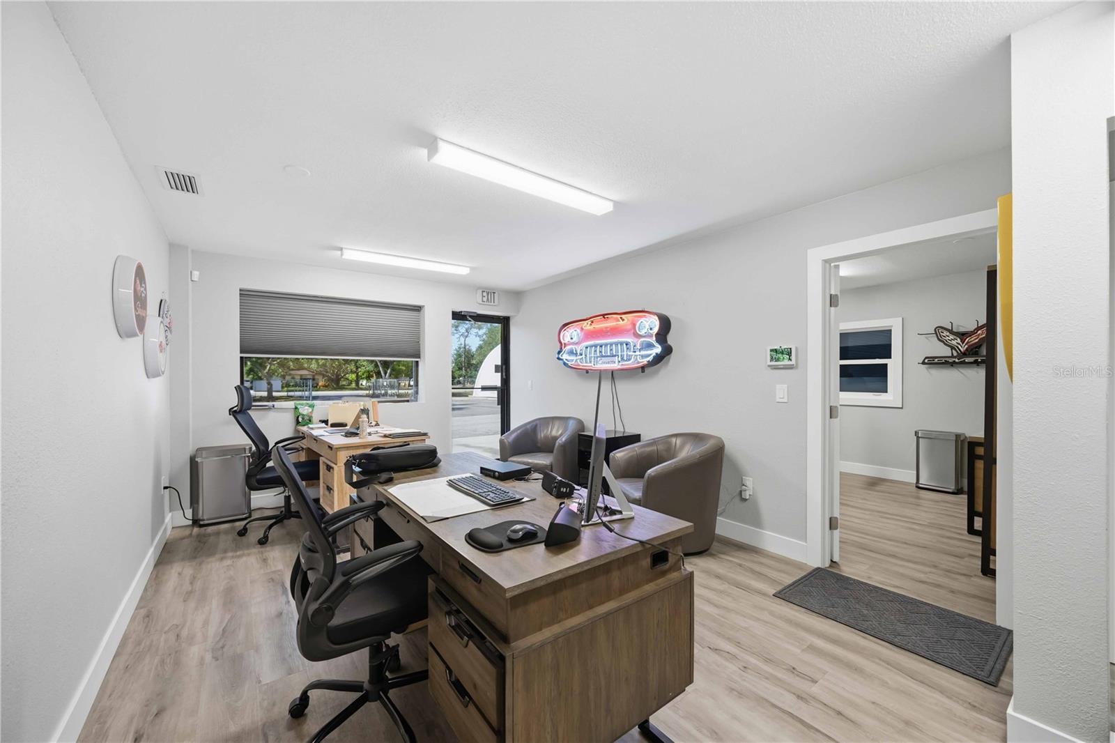 Image 11 of 35 For 180 Artists Avenue