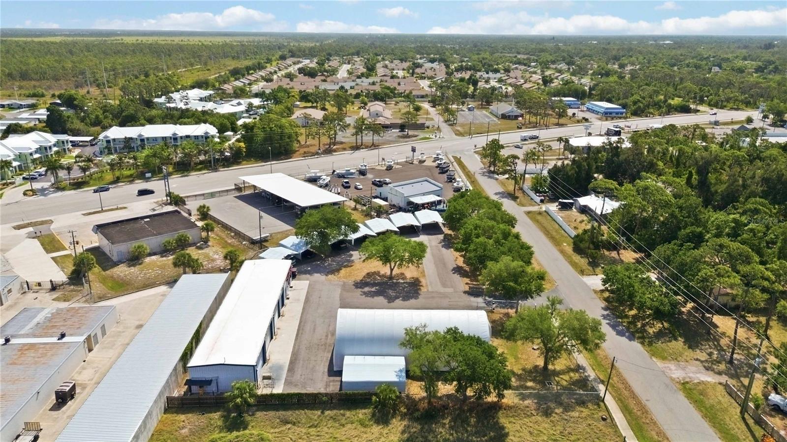 Image 28 of 35 For 180 Artists Avenue