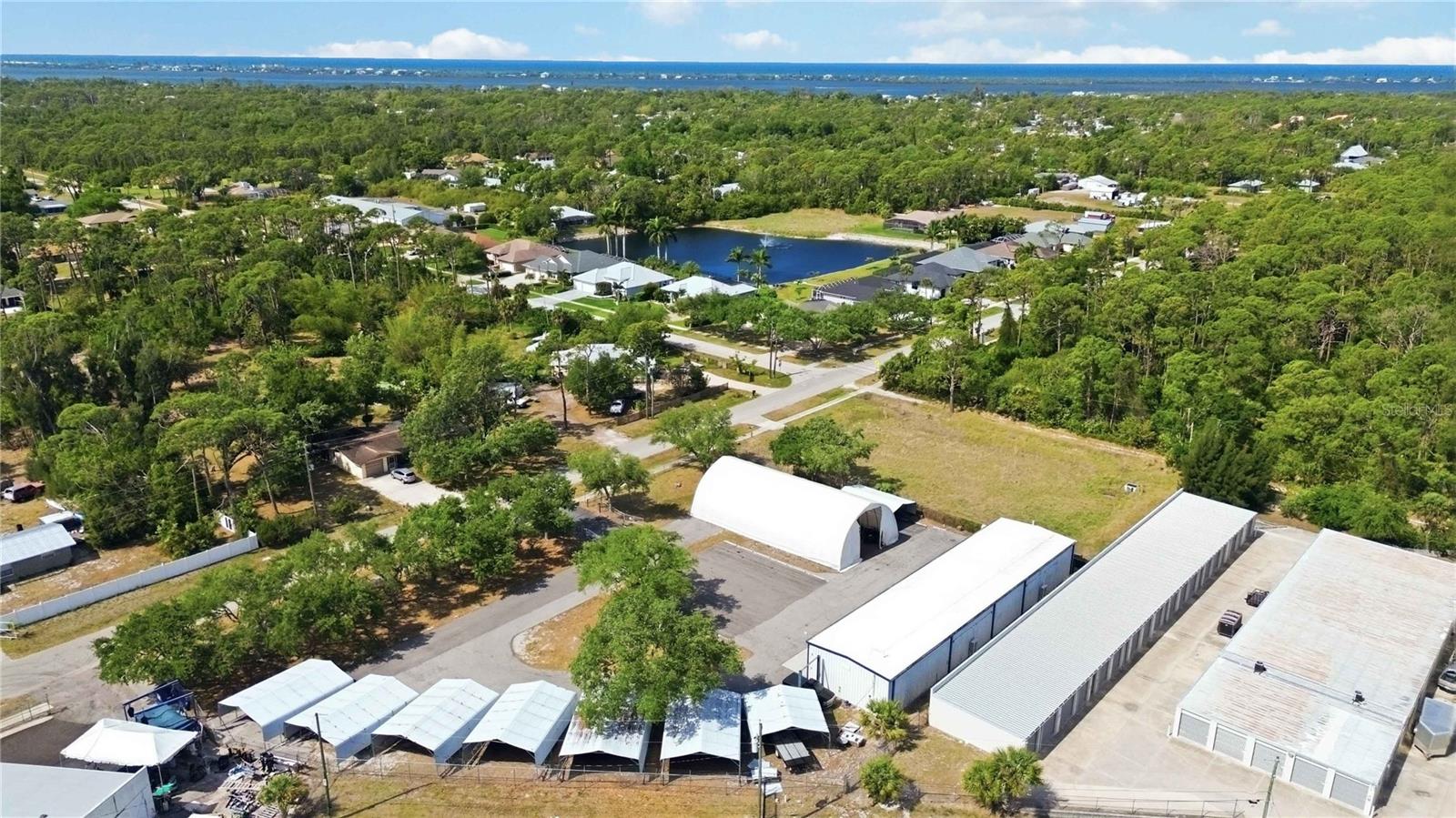 Image 32 of 35 For 180 Artists Avenue