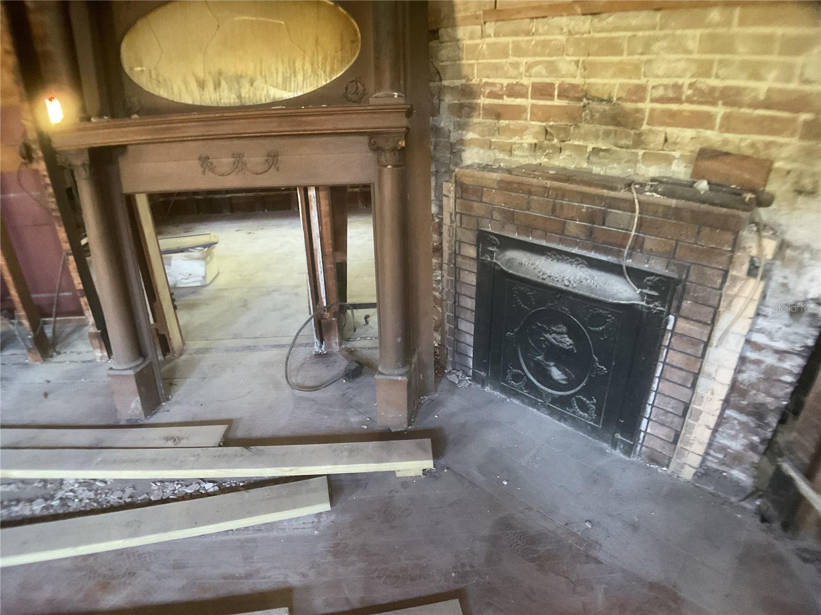 Image 7 of 47 For 505 Oak Street