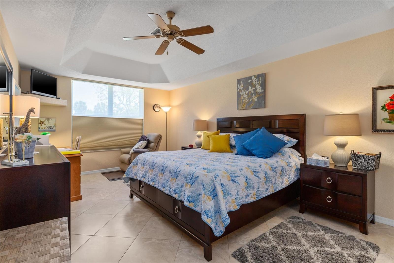 Image 11 of 40 For 26481 Feathersound Drive