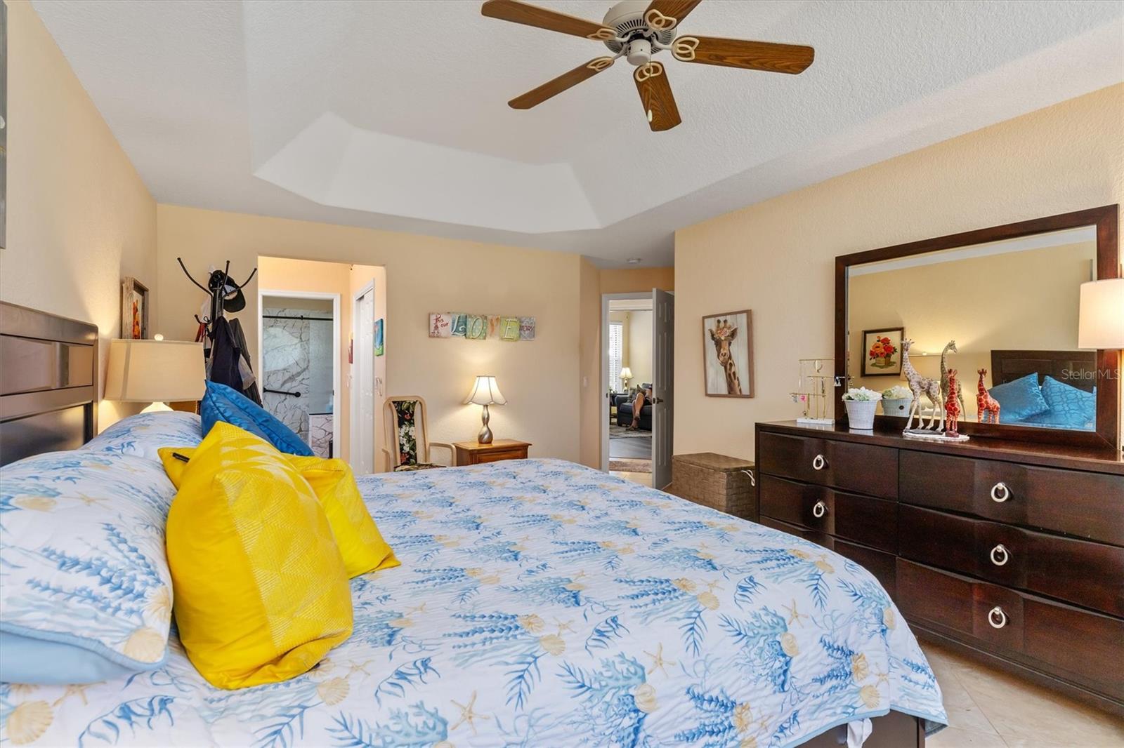 Image 13 of 40 For 26481 Feathersound Drive
