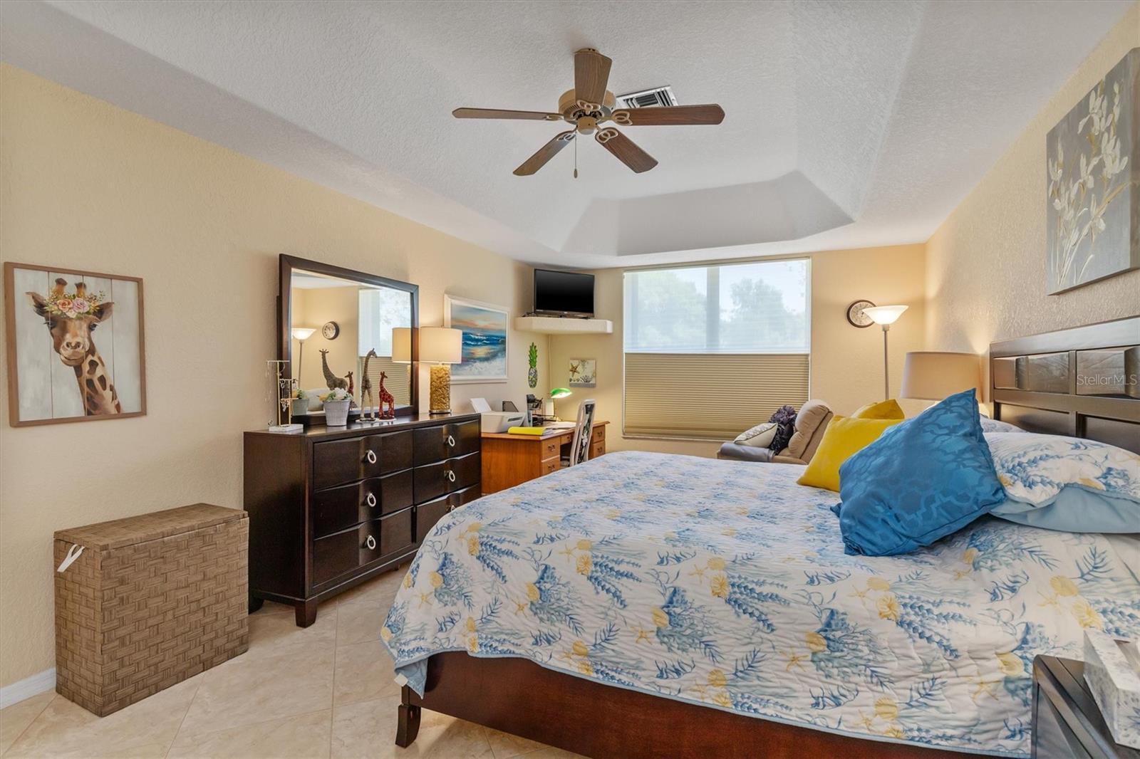 Image 14 of 40 For 26481 Feathersound Drive