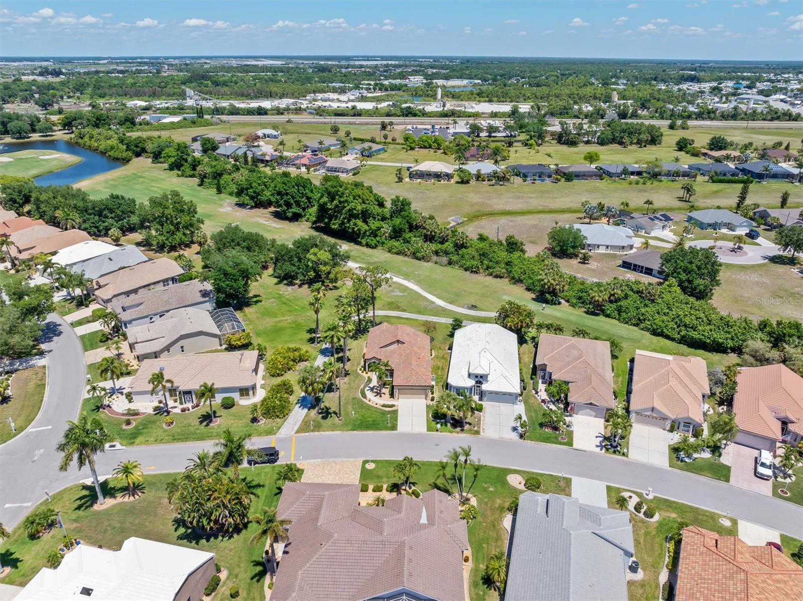 Image 29 of 40 For 26481 Feathersound Drive