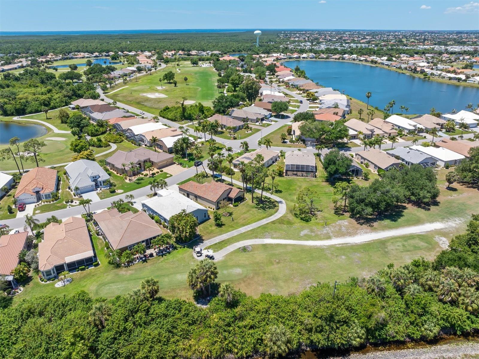 Image 32 of 40 For 26481 Feathersound Drive