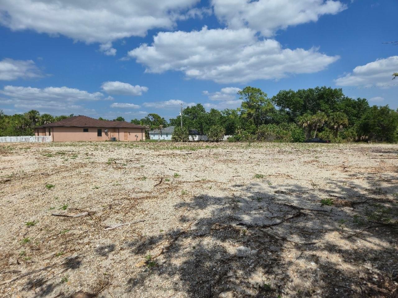 Image 6 of 10 For 561 Pembroke Drive