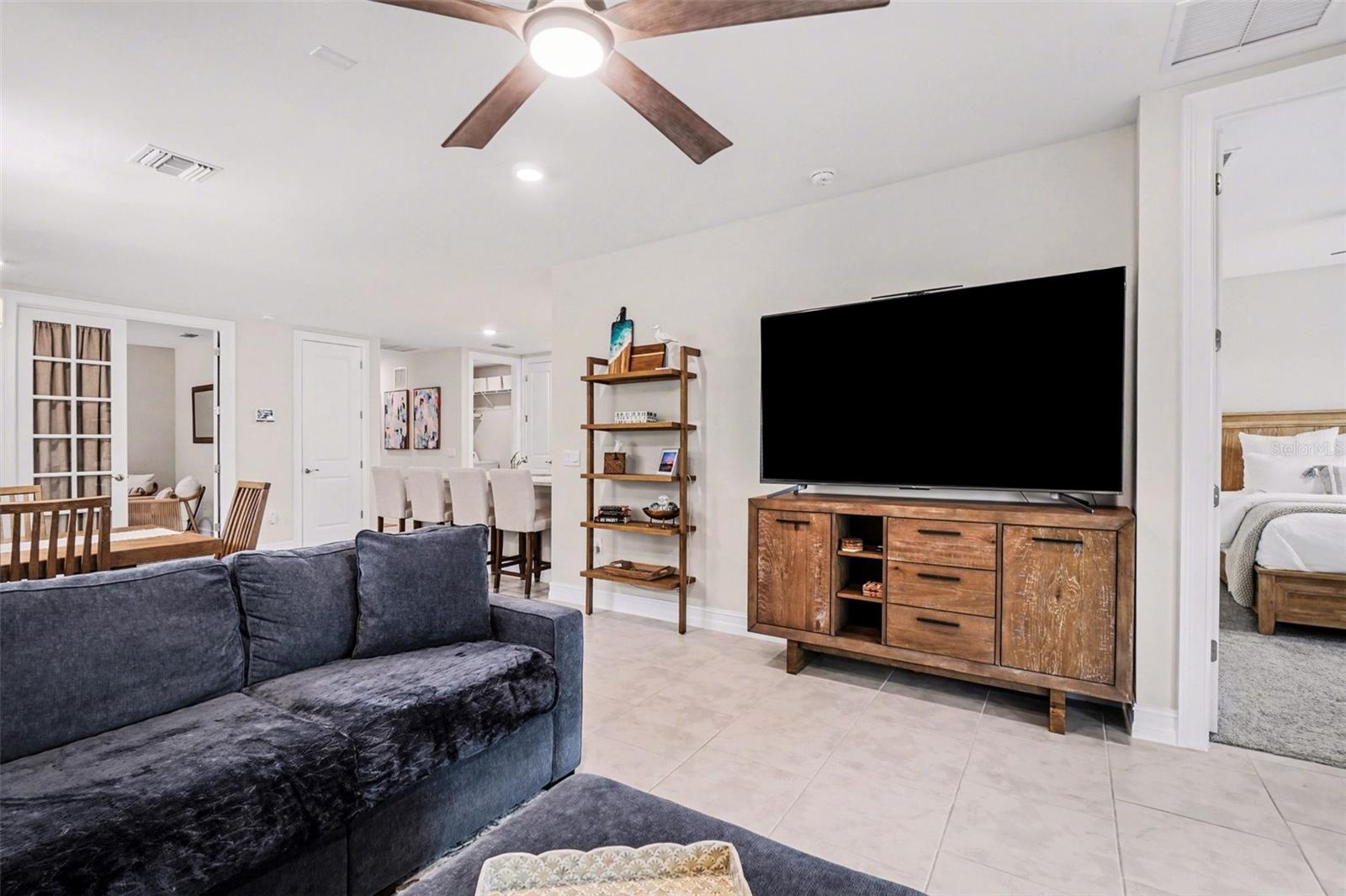 Image 12 of 71 For 17776 Oleander Avenue