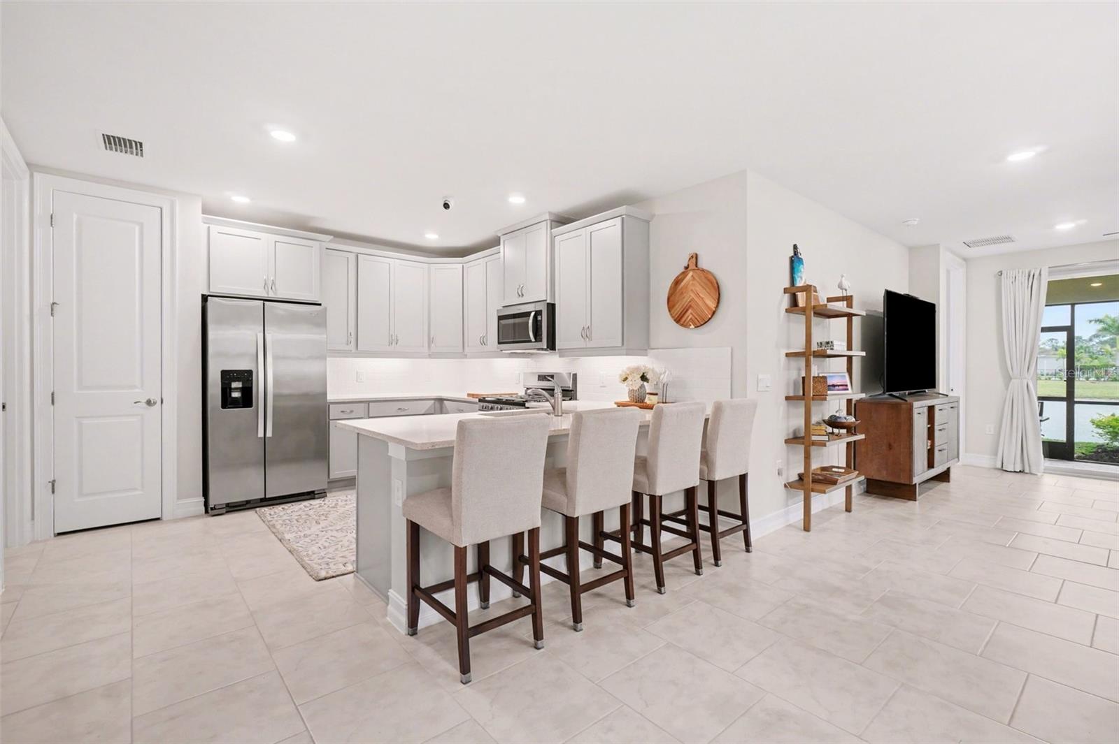 Image 4 of 71 For 17776 Oleander Avenue