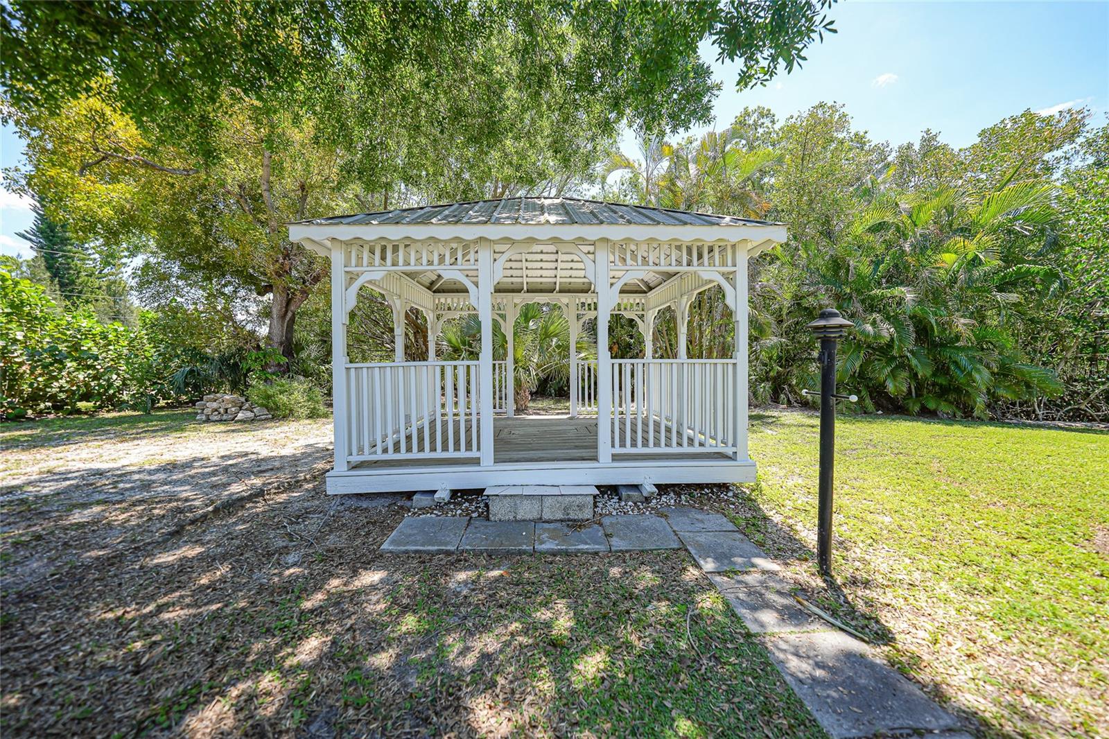 Image 23 of 24 For 425 Fireball Court